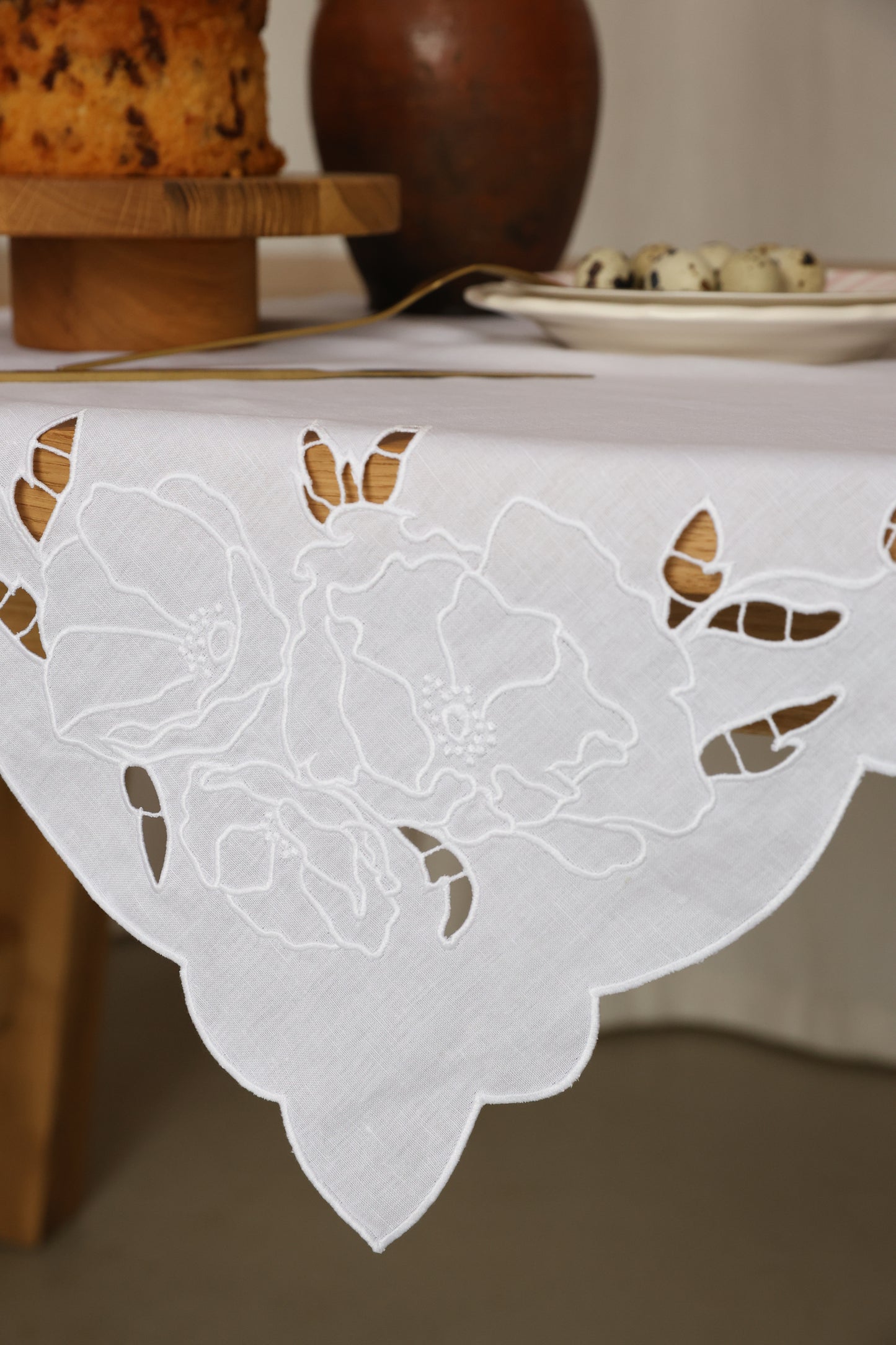 Linen napkin-handkerchief with embroidery Fine Bloom