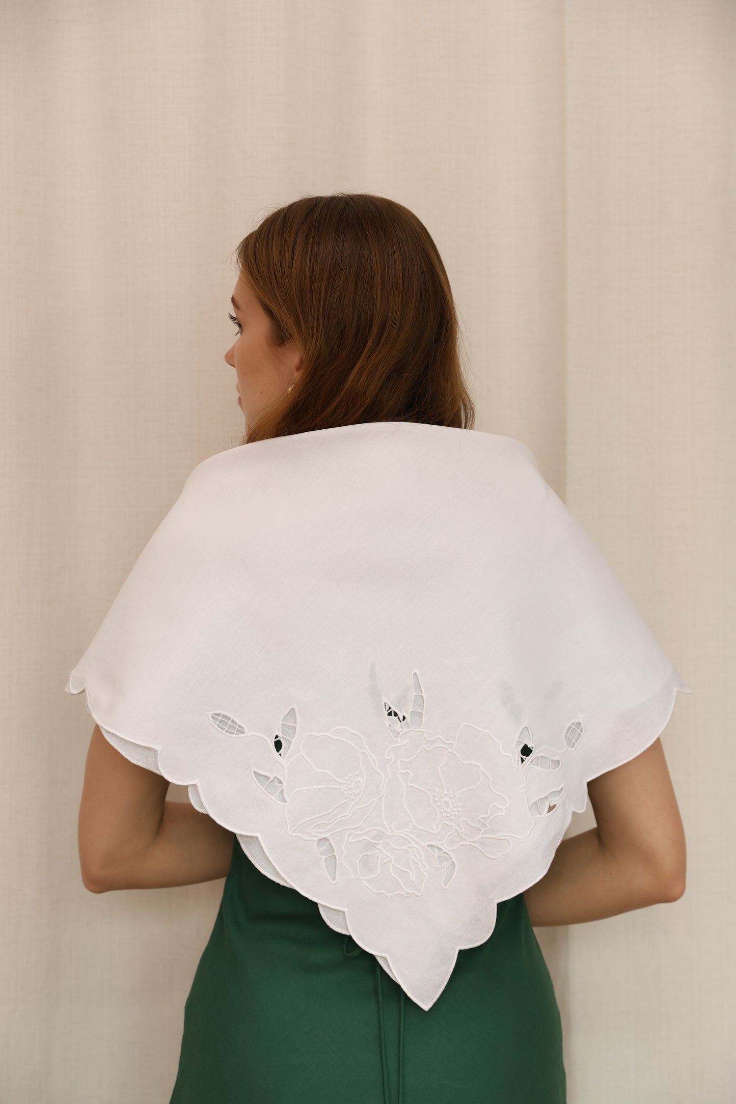 Linen napkin-handkerchief with embroidery Fine Bloom