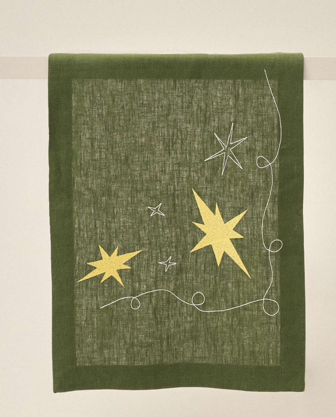 Embroidered runner Star