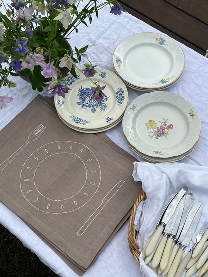 Вишиті серветки Fine Plates